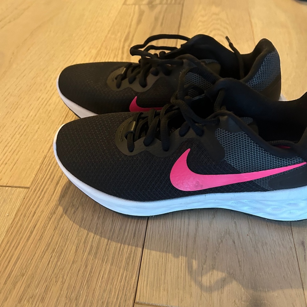 Nike air sneakers